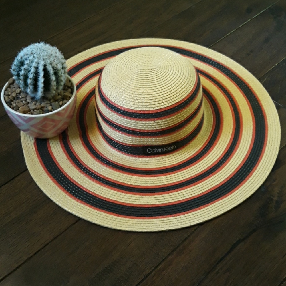 Calvin Klein Beach Hat